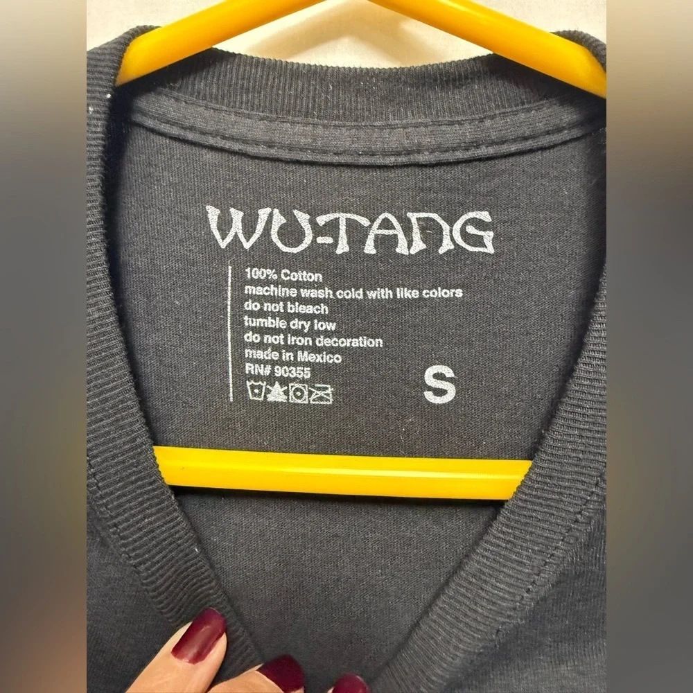 WU-TANG Black and Yellow Men's Small T-Shirt 0144